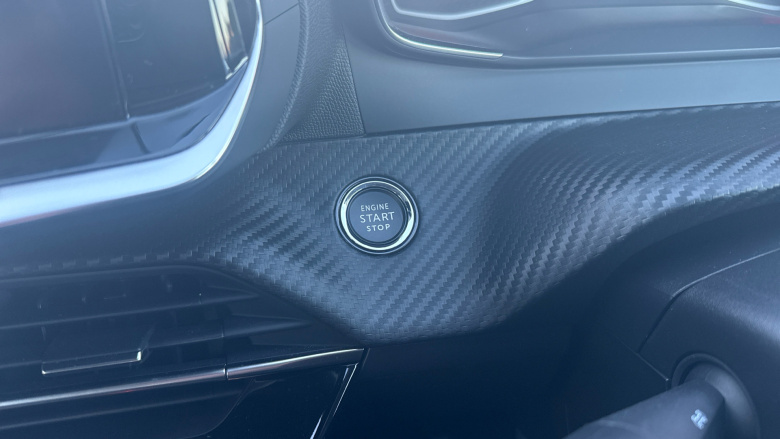 Peugeot 208 1.2 PureTech Active Premium + 5dr Petrol Hatchback